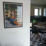 Zola Privatunterkunft