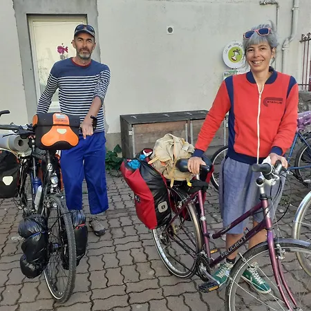 Zola Δωμάτια σε οικογενειακή κατοικία Ναντ