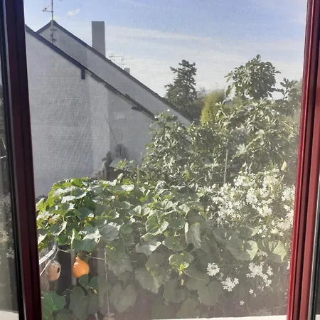 Zola Δωμάτια σε οικογενειακή κατοικία *